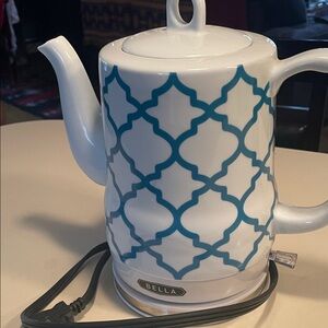 Abella White and Teal Patterned Electric Kettle